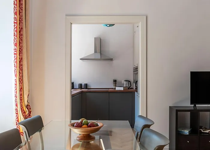 Guesthost - Rione Prati Apartment